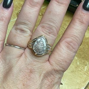 10k yellow gold genuine diamond cocktail ring size 9